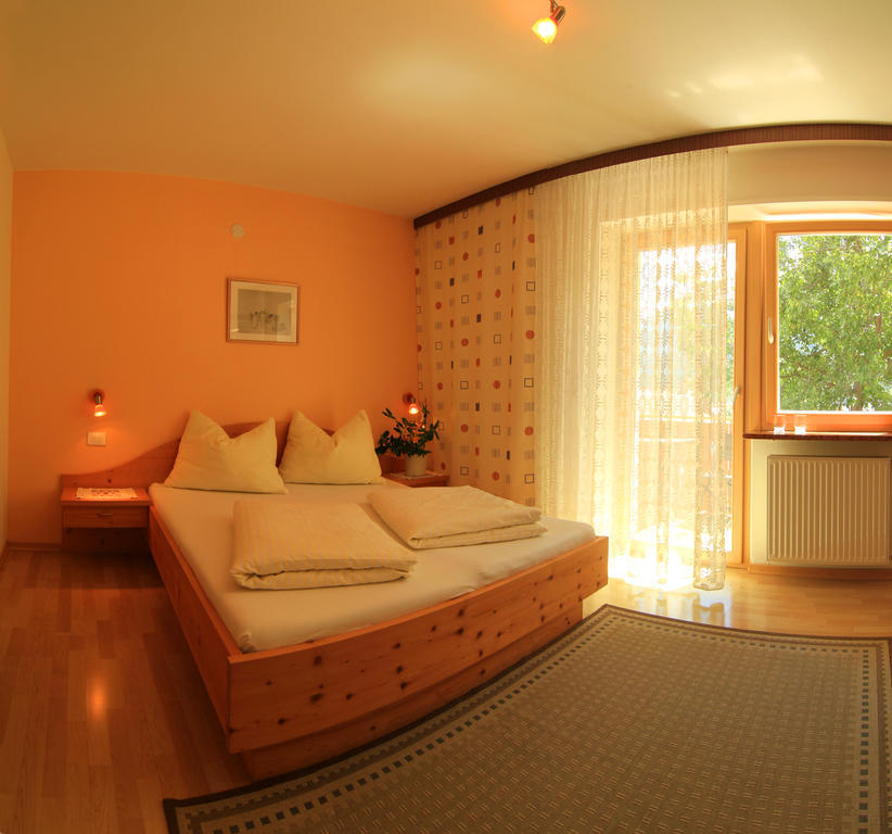 Haus Mairoesl Apartment Silandro Ruang foto